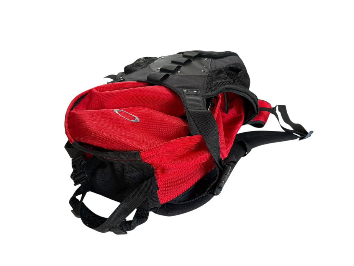 Oakley Technical Large Backpack Bag Unused 55cm